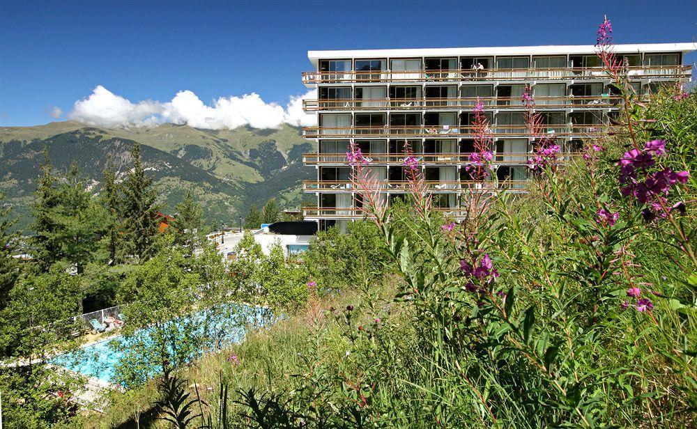 Résidence Pierre&Vacances Les Ecrins Courchevel Extérieur photo