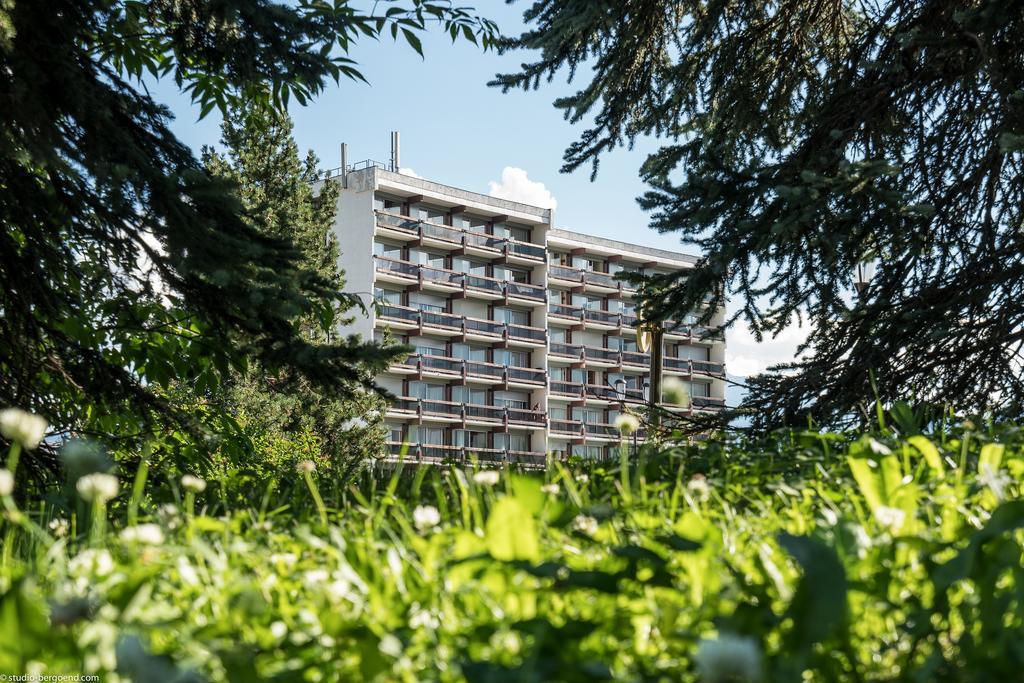 Résidence Pierre&Vacances Les Ecrins Courchevel Extérieur photo